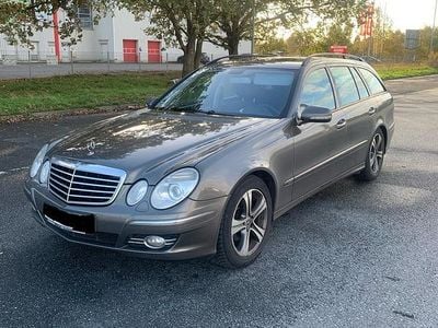 Mercedes E280