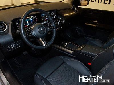 lack hightechsilber Gebraucht 2024 Mercedes B180 Progressive Van / Kleinbus | 29.990 € (Fairer Preis)