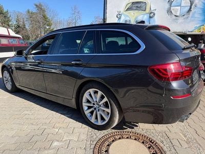 Gebraucht BMW 530 Performance 258 PS (189 kW) 2015 Grau Kombi
