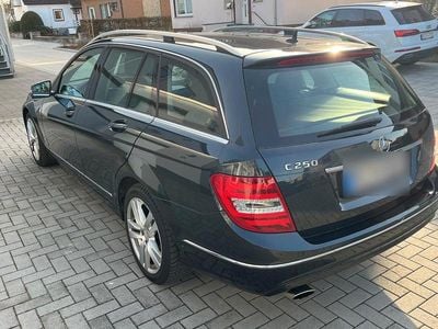 Usata Mercedes C250 203 CV (149 kW) 2013 Nero Station wagon