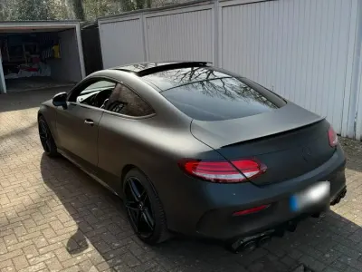 Gebraucht Mercedes C300 AMG line 258 PS (189 kW) 2018 Schwarz Coupé