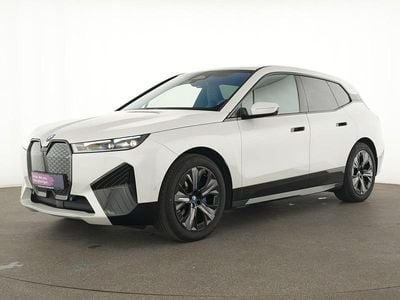 Gebraucht BMW iX Sport Line 239 kW (326 PS) 2023 Mineralweiss SUV