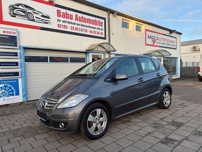 Gebraucht Mercedes A180 116 PS (85 kW) 2009 Grau Limousine