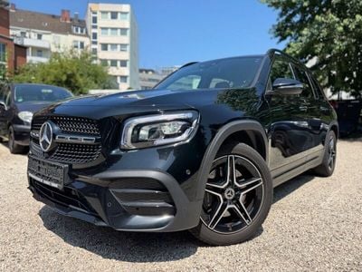 Mercedes GLB220