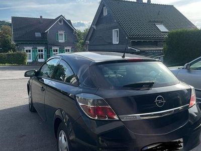 Opel Astra GTC