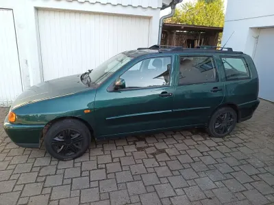 Gebraucht VW Polo Basis 60 PS (44 kW) 1997 Grün Kombi