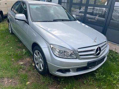 Mercedes C180