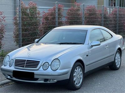 gebraucht Mercedes CLK230 