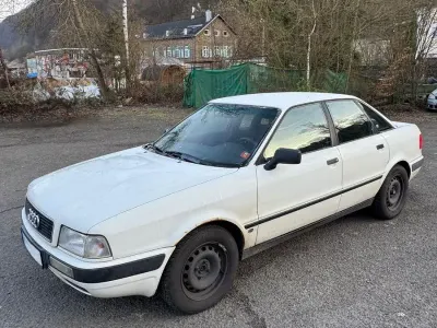 Używany Audi 80 116 KM (85 kW) 1992 Biały Sedan/Limuzyna