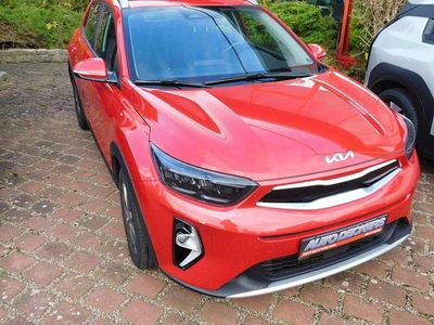 Gebraucht Kia Stonic Vision 84 PS (61 kW) 2024 Signalrot SUV