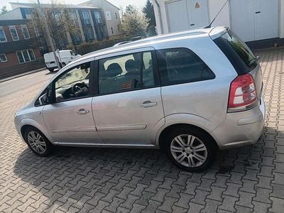 Brugt Opel Zafira 200 HK (147 kW) 2012 MPV