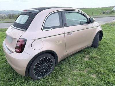 Gebraucht Fiat 500e La Prima 86 kW (118 PS) 2022 Andere farben Cabrio