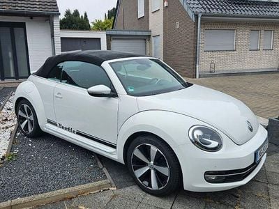 Gebraucht VW Beetle Cabriolet Design 140 PS (102 kW) 2014 Weiß Cabrio