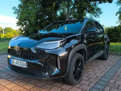 Gebraucht Toyota Yaris Cross Team 131 PS (96 kW) 2024 Schwarz SUV