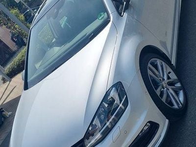 Gebraucht VW Golf VII R-line 125 PS (91 kW) 2017 Silber Limousine