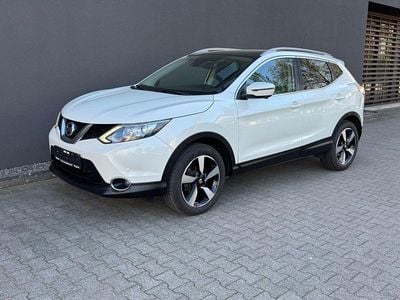 Usata Nissan Qashqai N-Connecta 116 CV (85 kW) 2016 Bianco SUV