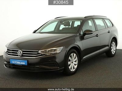 Second-hand VW Passat Conceptline 122 CP (89 kW) 2023 Gri Break