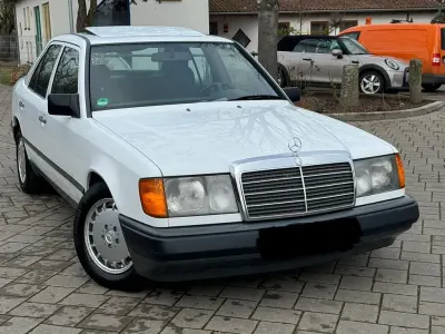 Gebraucht Mercedes 200 105 PS (77 kW) 1988 Weiß Limousine