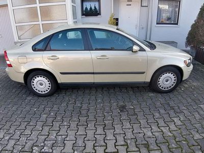 Volvo S40