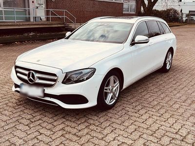 Gebraucht Mercedes E220 194 PS (142 kW) 2017 Weiß Kombi