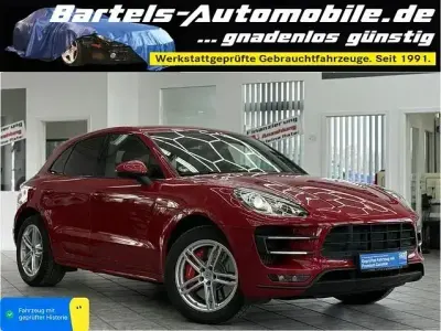 Usata Porsche Macan Turbo Performance Package 441 CV (324 kW) 2018 Rosso SUV