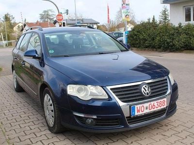 Usata VW Passat Sportline 110 CV (80 kW) 2009 Blu Station wagon