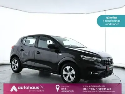 Gebraucht Dacia Sandero Essentiel 67 PS (49 kW) 2022 Schwarz Limousine
