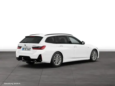 Gebraucht BMW 330 286 PS (210 kW) 2025 Alpinweiss Kombi