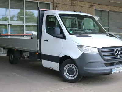 Gebraucht Mercedes Sprinter 150 PS (110 kW) 2022 Arktikweiss Van