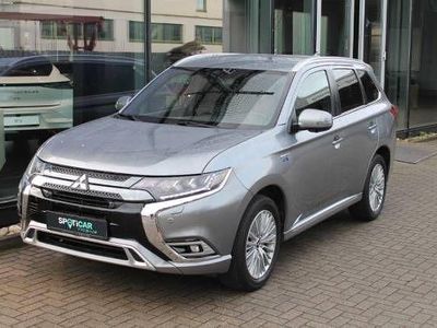 Silber Gebraucht 2020 Mitsubishi Outlander P-HEV Plus SUV | 22.990 € (Fairer Preis)