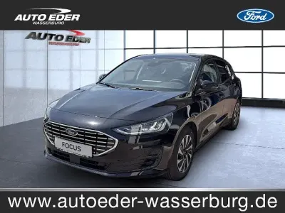 Neu Ford Focus Titanium 155 PS (114 kW) 2026 Schwarz Limousine