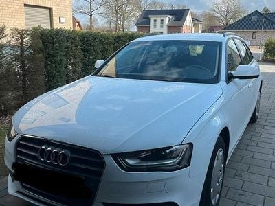 Gebraucht Audi A4 Attraction 150 PS (110 kW) 2014 Weiß Kombi
