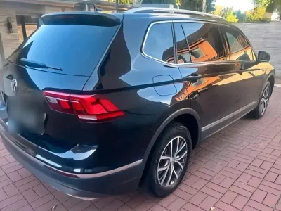 Gebraucht VW Tiguan 150 PS (110 kW) 2019 Schwarz SUV