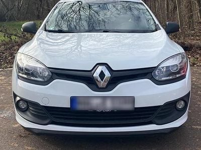 Gebraucht Renault Mégane 116 PS (85 kW) 2014 Weiß Limousine