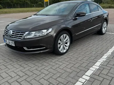 Usata VW Passat 140 CV (102 kW) 2013 Marrone Berlina
