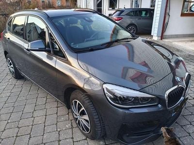 Gebraucht BMW 218 Active Tourer 140 PS (102 kW) 2020 Grau Van / Kleinbus