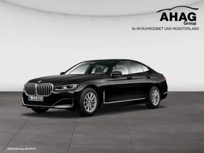 Gebraucht BMW 740 Efficient Dynamics 340 PS (250 kW) 2022 Schwarz Limousine