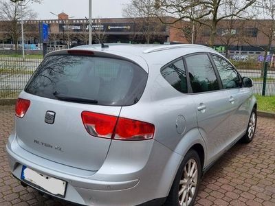 Silber Gebraucht 2013 Seat Altea XL Copa Van / Kleinbus | 7.990 € (Teuer)