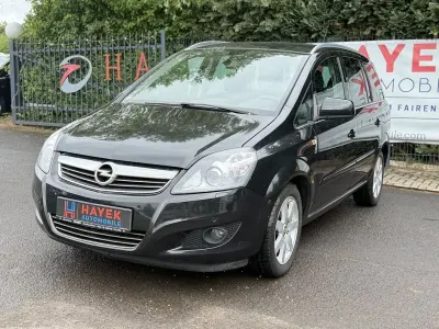 Gebraucht Opel Zafira Family 140 PS (102 kW) 2014 Schwarz Van / Kleinbus