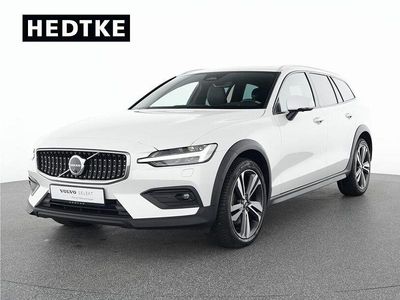 Gebraucht Volvo V60 CC Ultimate 197 PS (144 kW) 2023 Weiß Kombi