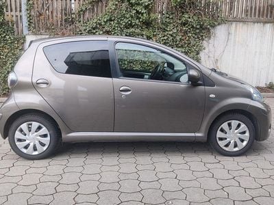 Gebraucht Toyota Aygo Connect Style 68 PS (50 kW) 2013 Kleinwagen