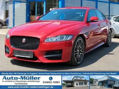Gebraucht Jaguar XF R-Sport 301 PS (221 kW) 2016 Firenze red Limousine