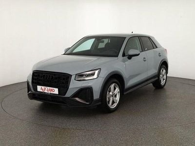 Grau Gebraucht 2023 Audi Q2 Comfort SUV | 22.890 € (Teuer)