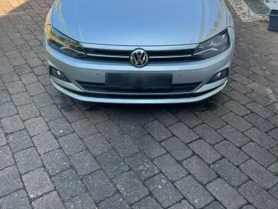 Gebraucht VW Polo Highline 116 PS (85 kW) 2019 Silber Kleinwagen