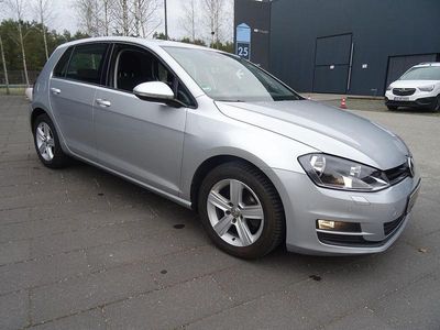 Gebraucht VW Golf VII Comfortline 105 PS (77 kW) 2014 Silber Limousine
