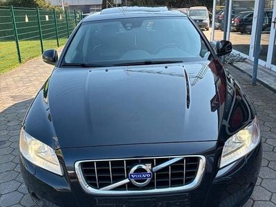 Gebraucht Volvo V70 179 PS (131 kW) 2012 Schwarz Kombi