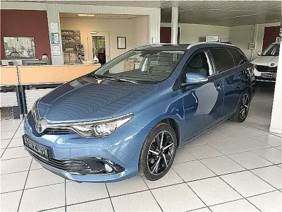 Gebraucht Toyota Auris Edition-S 116 PS (85 kW) 2017 Blau Kombi