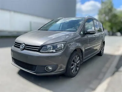 Gebraucht VW Touran Highline 140 PS (102 kW) 2014 Grau Van / Kleinbus