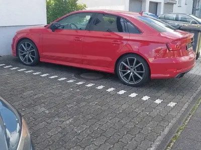 Gebraucht Audi A3 S-Line 150 PS (110 kW) 2016 Rot Limousine