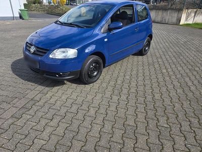 Gebraucht VW Fox 54 PS (39 kW) 2007 Blau Kleinwagen